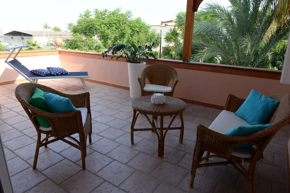 Il Giardino Delle Jacaranda Bed & Breakfast Talsano Luaran gambar