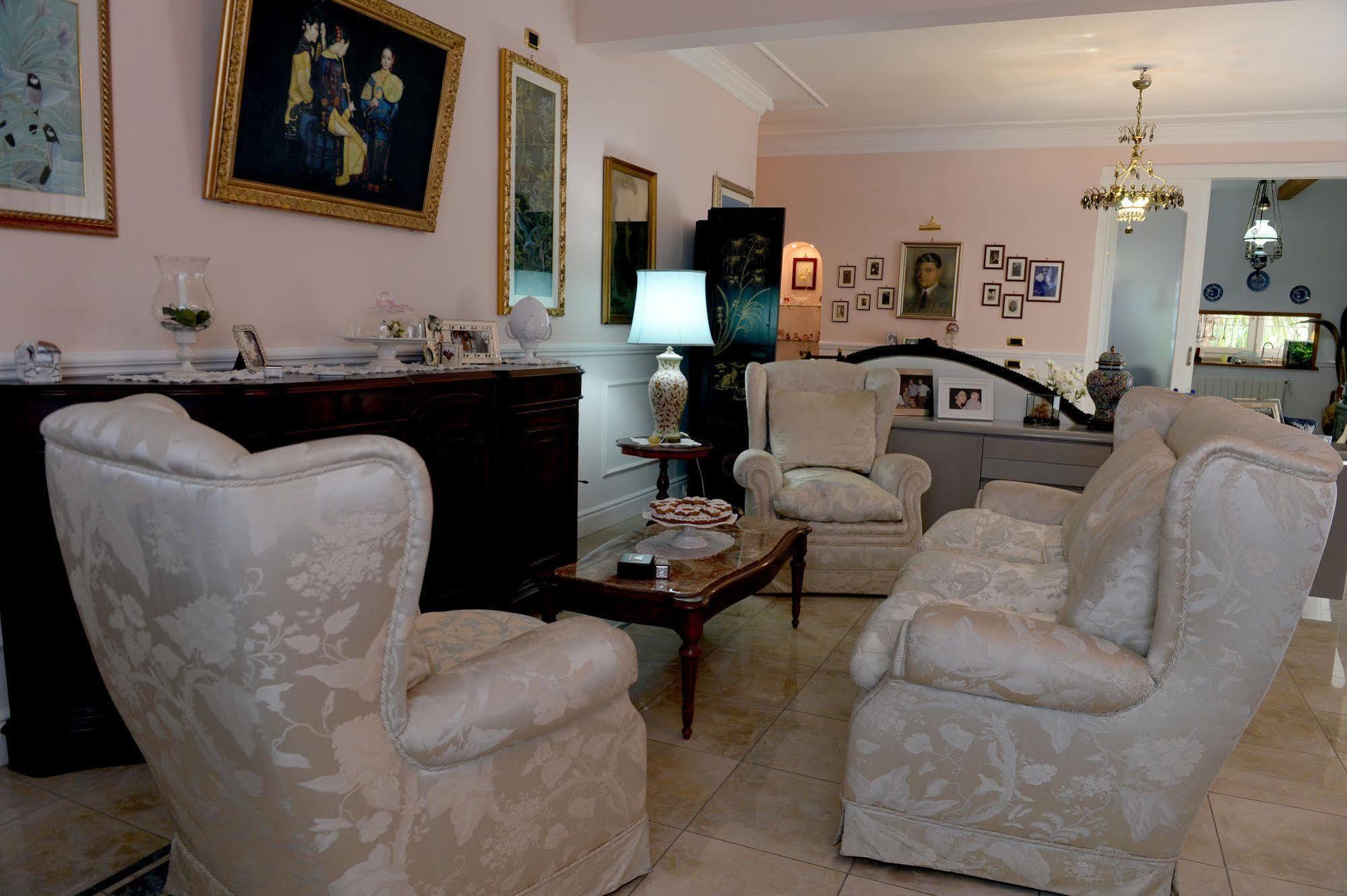 Il Giardino Delle Jacaranda Bed & Breakfast Talsano Luaran gambar